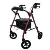 Vista semilateral de la andadera rollator de color rojo, en donde se puede ver en el mango soporte y además detalles de frenado, una base de soporte como para subir la rodilla.