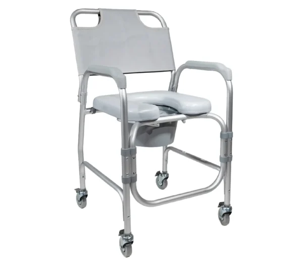 Vista general de la silla tipo cómodo ideal para ducha ultraligera con detalle de rueditas.