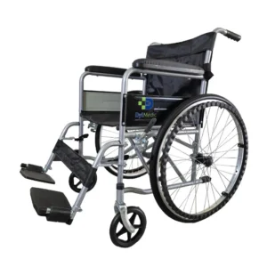 Silla de ruedas color gris